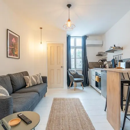Apartman Tsarevets Big Group N7even Free Str. Parking